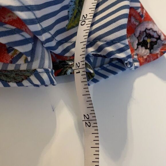 FASHION Nova blue white long sleeve cross top silky blouse ties at waist large - Picture 12 of 12